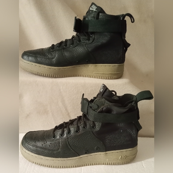 Nike Urban Utility FTWR -Type W SF-AF1 Mid ,Women's Size 10 - Picture 3 of 11